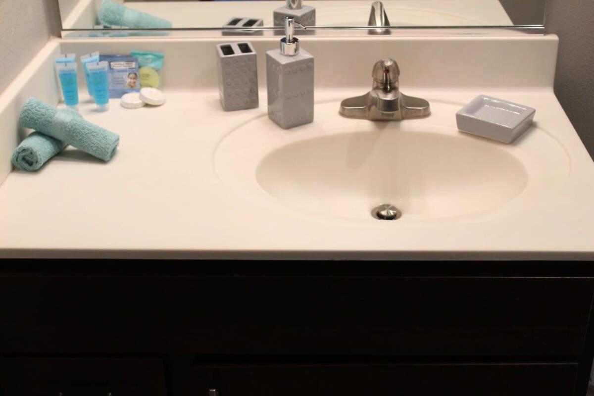 Spacious 2Br Suite Plus Patio Near Iowa State เอมส์ ภายนอก รูปภาพ